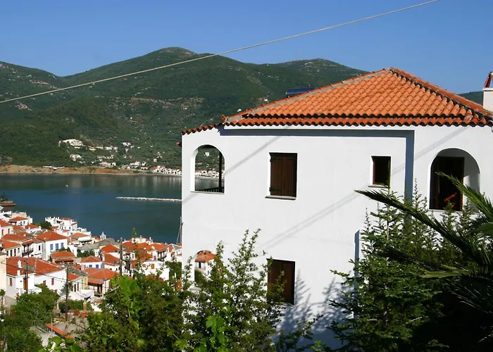 Vardiola Apartments